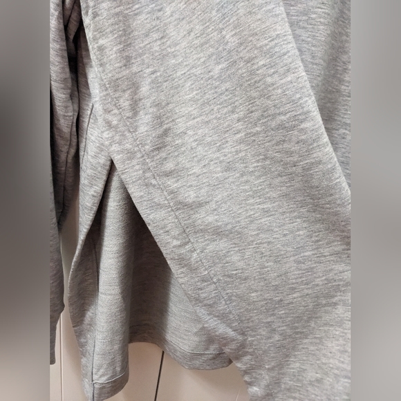 MATERNITY, A:GLOW, Supersoft Side-Slit Nursing Hoodie, Size Large. - Picture 5 of 8